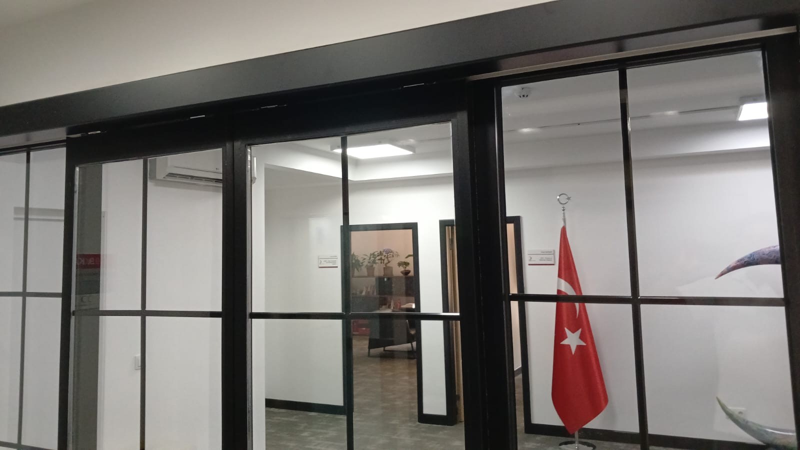 Fotoselli Otomatik Kapı 